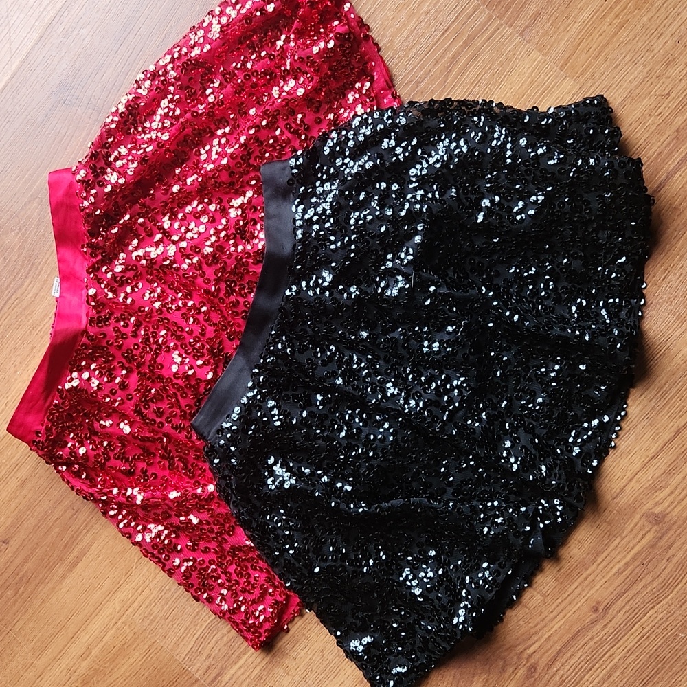Super cute Red and Black sequined skirt